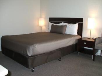 Elm Tree Motel